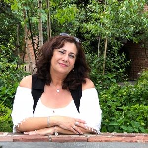 Meet your Posher, Maristela